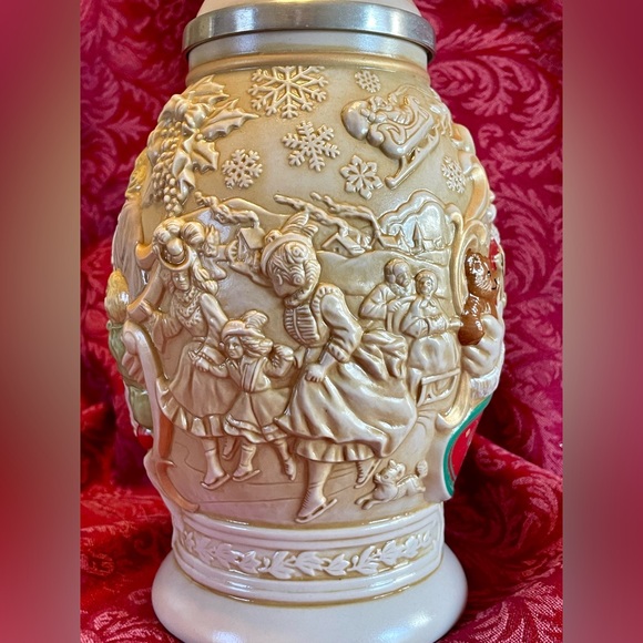 Avon Father Christmas Stein NIB 1994 - Picture 7 of 10